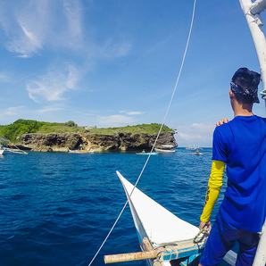Island hopping boat tour